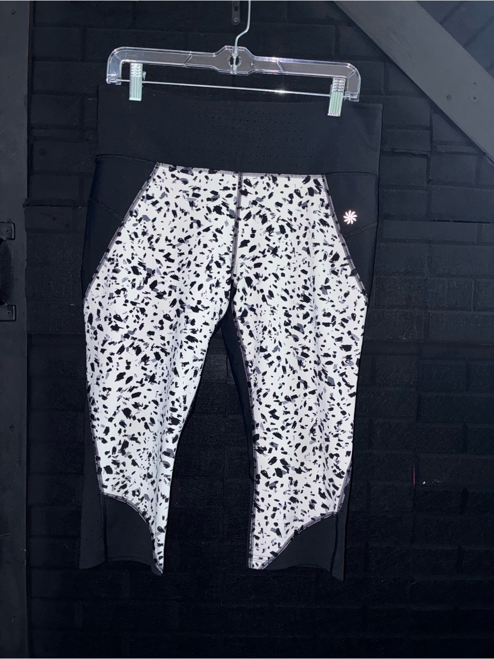 Athleta Black and White Speckle women’s Leggings